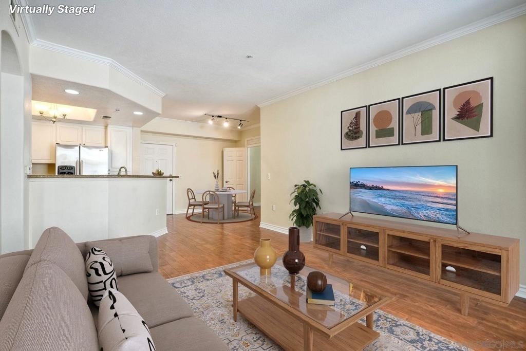 9253 Regents Road - Photo 9