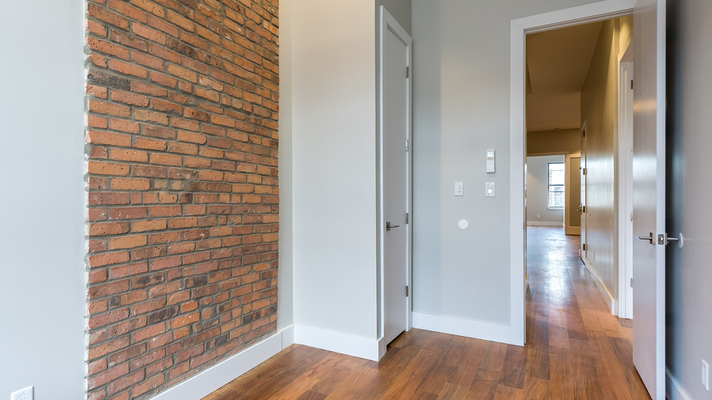 228 Kingsland Avenue - Photo 10