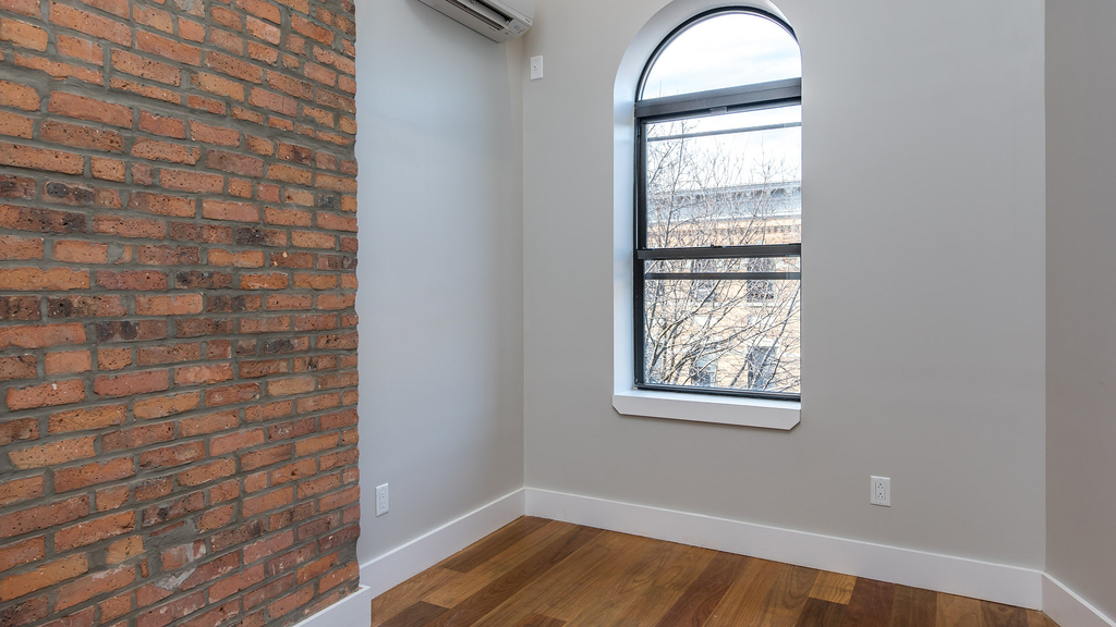 228 Kingsland Avenue - Photo 9