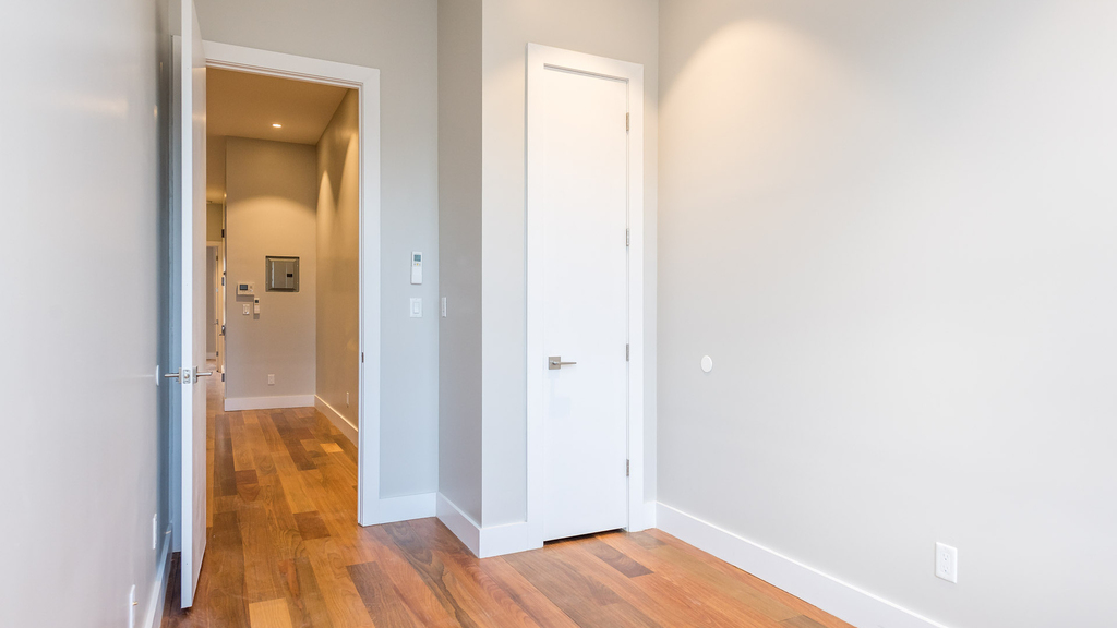 228 Kingsland Avenue - Photo 17