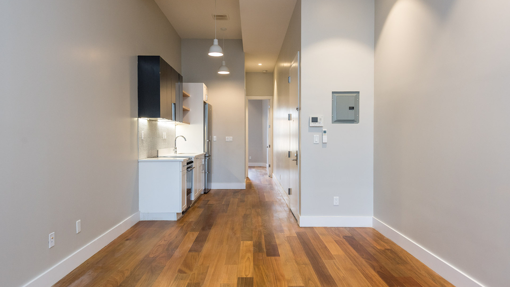 228 Kingsland Avenue - Photo 13