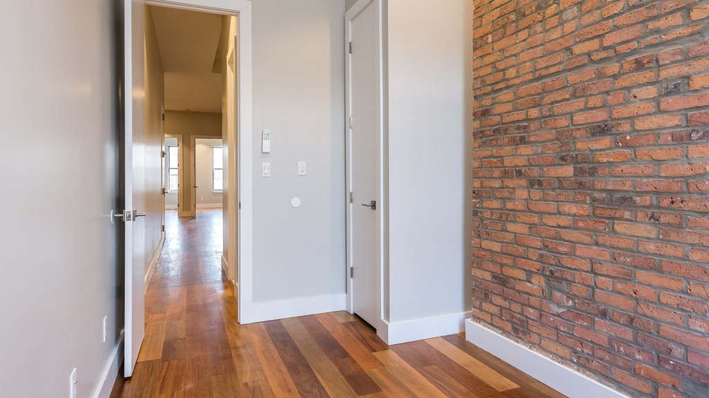 228 Kingsland Avenue - Photo 12