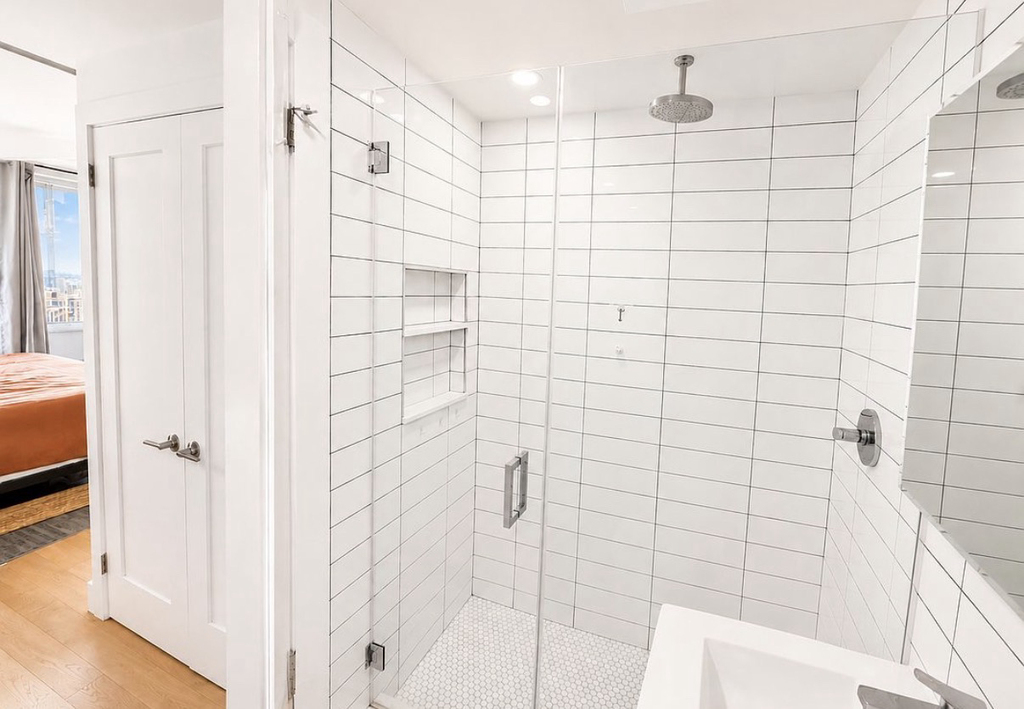 333 East 14th Street - Photo 6