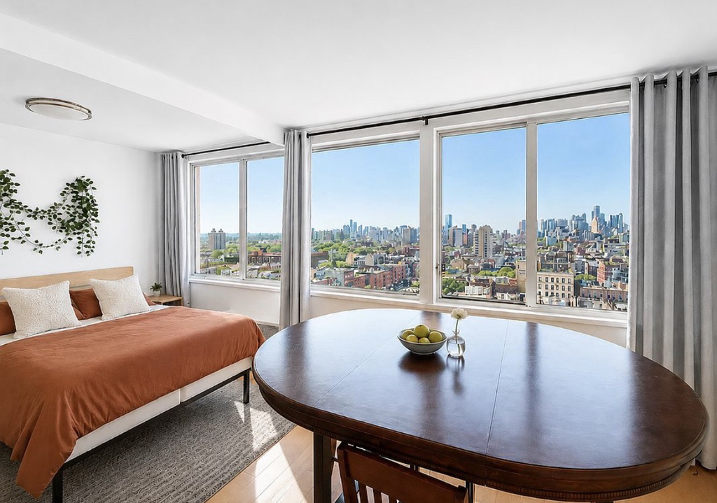 333 East 14th Street - Photo 0