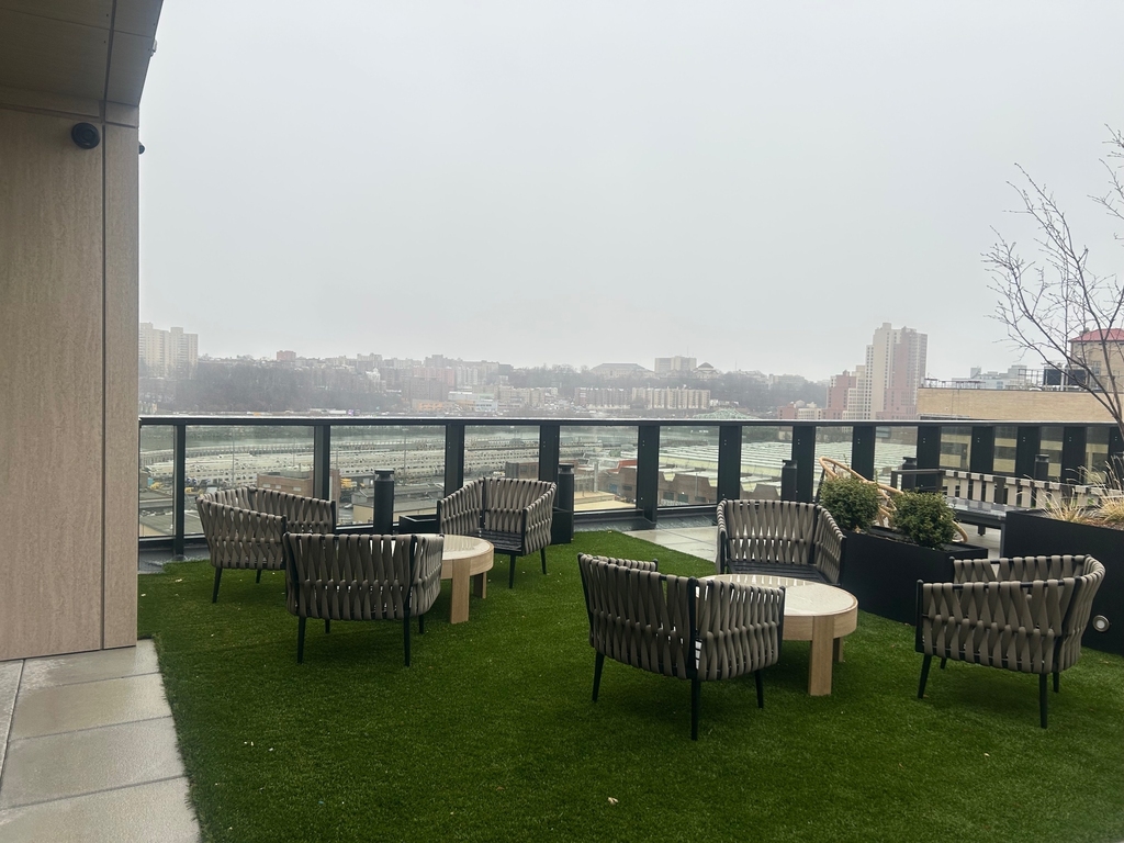 Inwood - Photo 3