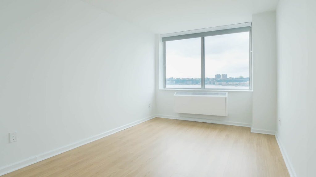 180 Riverside Blvd - Photo 62