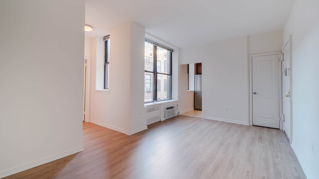 50 West 77th Street - Photo 10