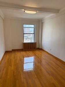 6 to 12 month Lease Stu W 100th St - Photo 0