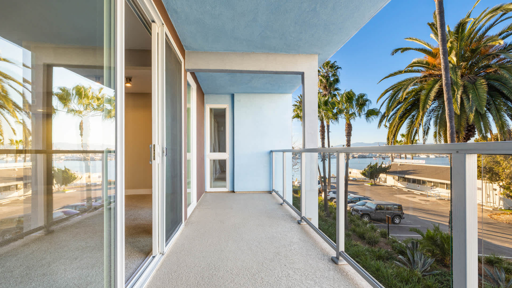 13900 Fiji Way - Photo 16