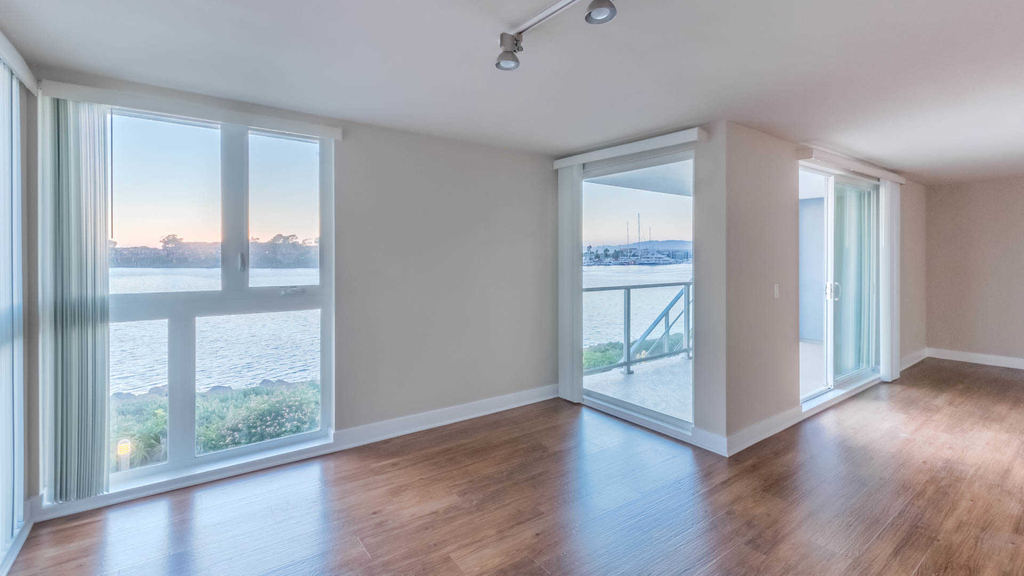 13900 Fiji Way - Photo 14