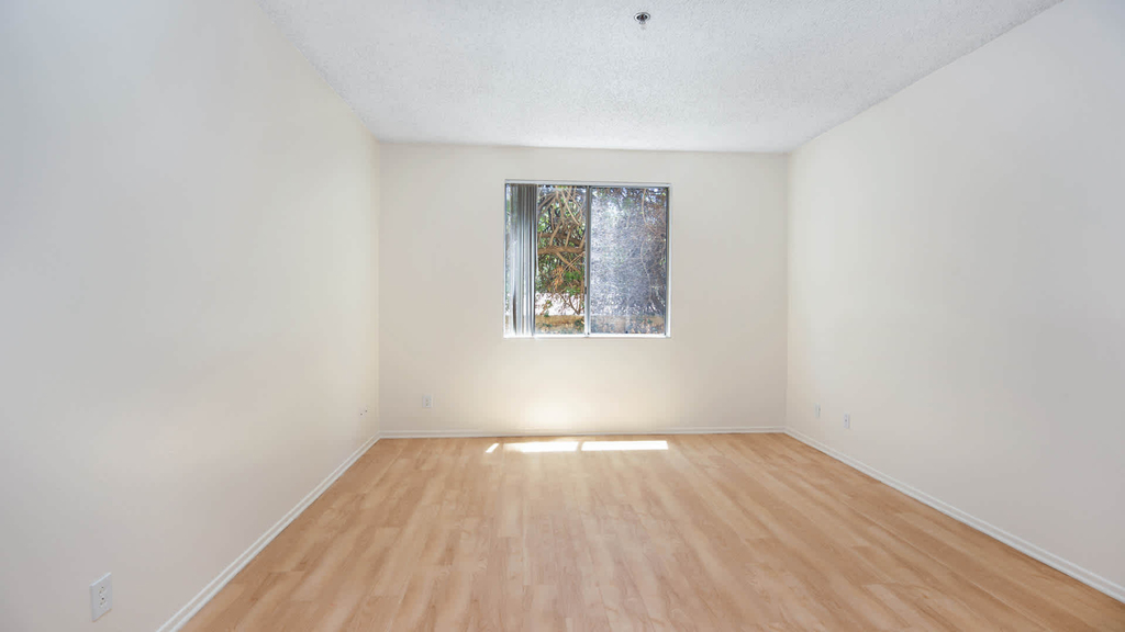 23100 Avenue San Luis - Photo 10