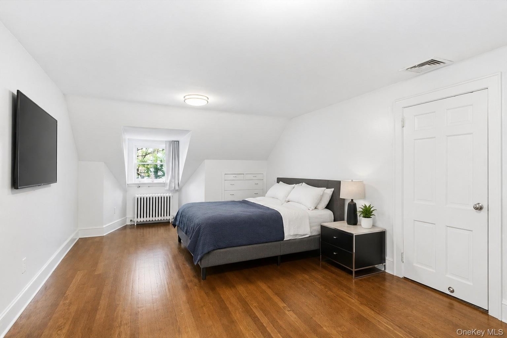 145 Saxon Woods Road - Photo 8