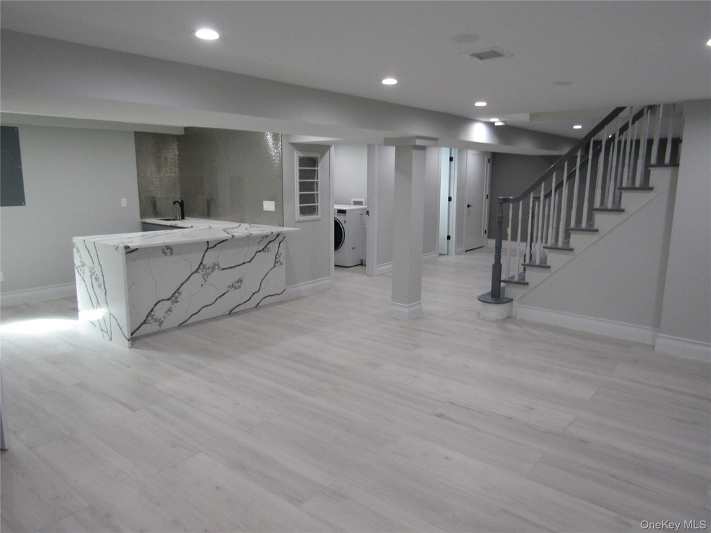 89 Kenneth Place - Photo 25