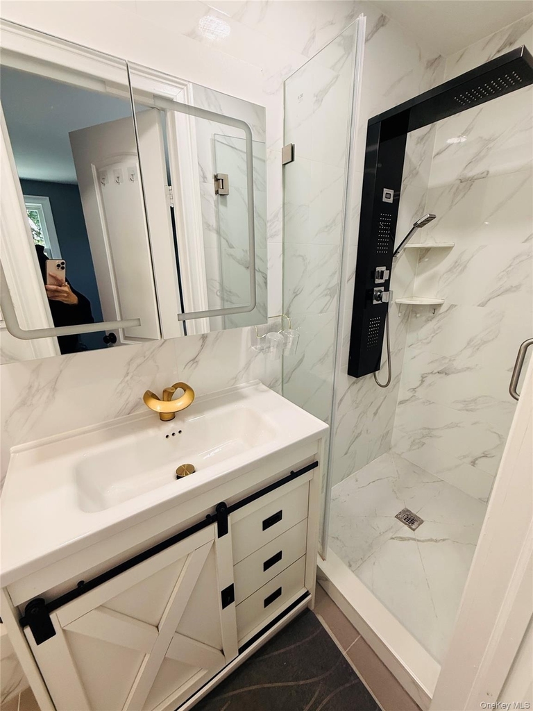 52 Miller Place - Photo 12