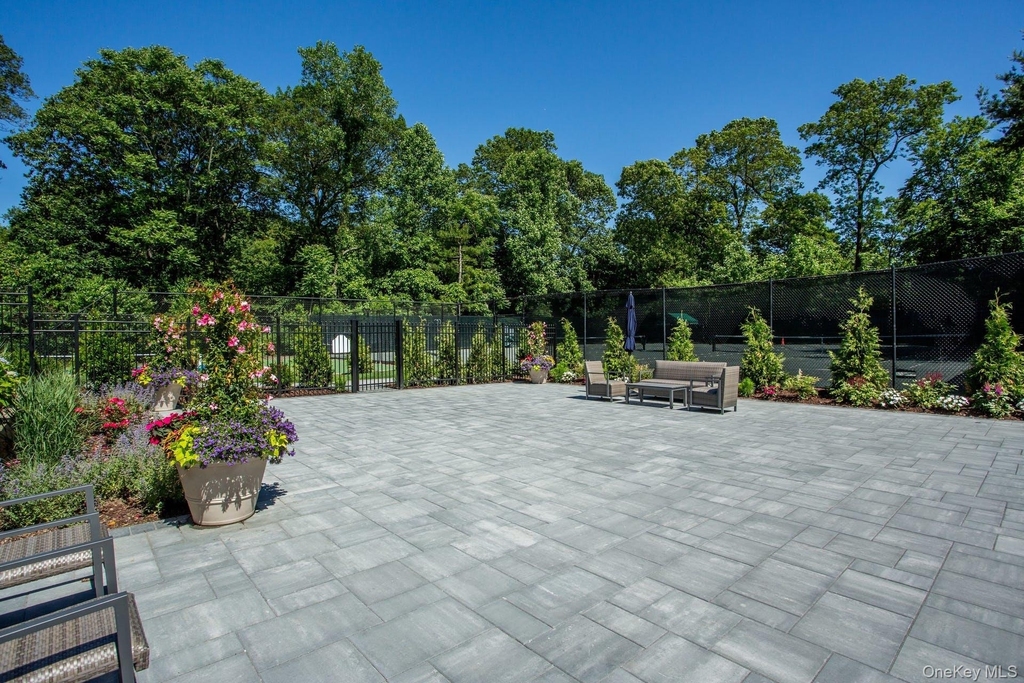 91 Duckpond Drive - Photo 12