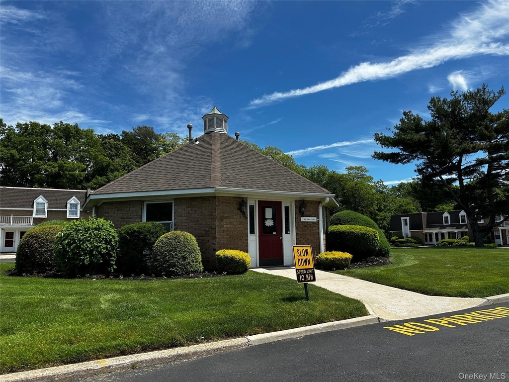 101 Sylvan Avenue - Photo 9