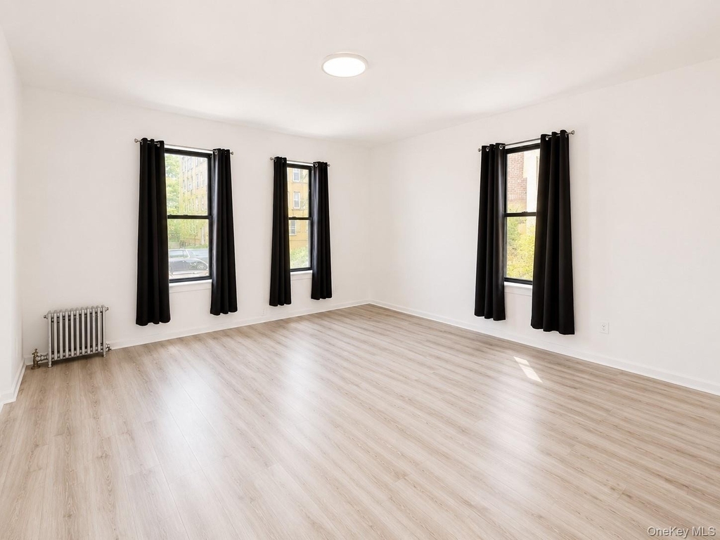 168-10 Crocheron Avenue - Photo 10