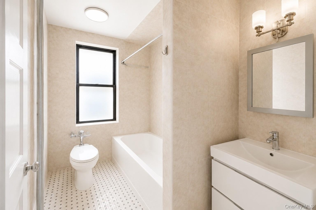 168-10 Crocheron Avenue - Photo 8