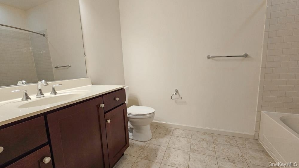 305 Canter Court - Photo 4