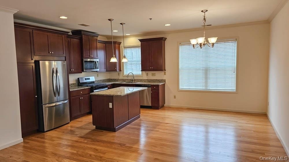 305 Canter Court - Photo 8