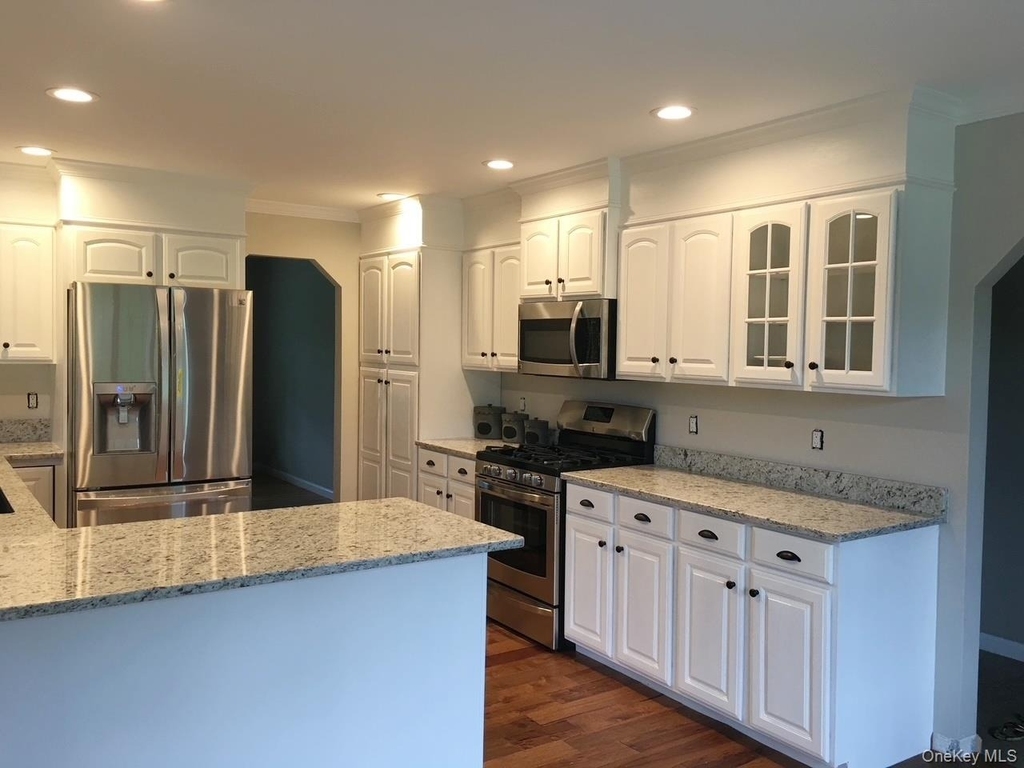 24 Mountain View Road - Photo 6