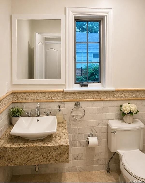 18 Pond Park Road - Photo 6