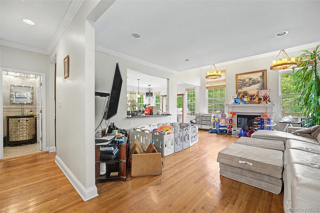 183 Oakfield Avenue - Photo 4