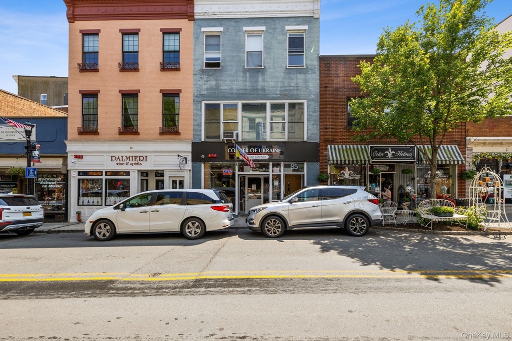 85 Main Street - Photo 0