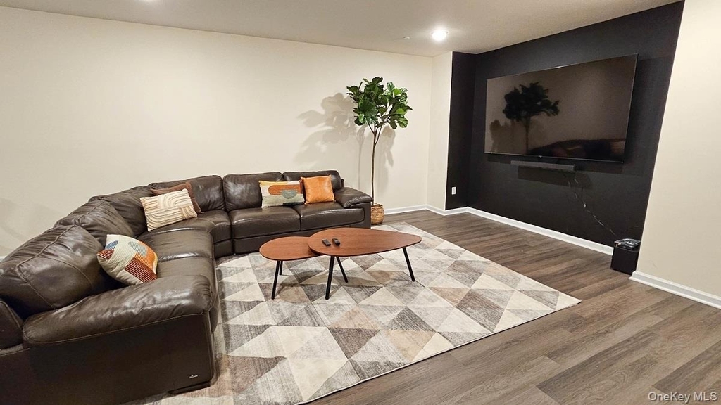260 W Main Street - Photo 9