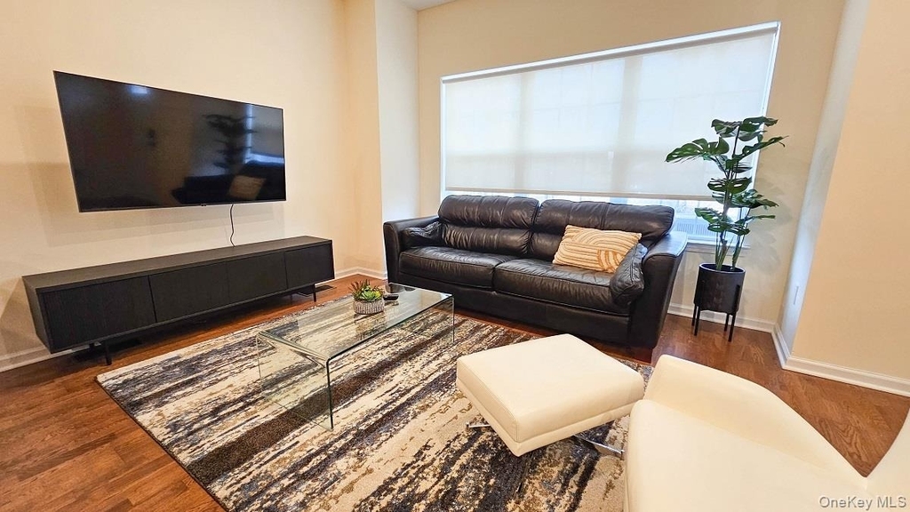 260 W Main Street - Photo 6