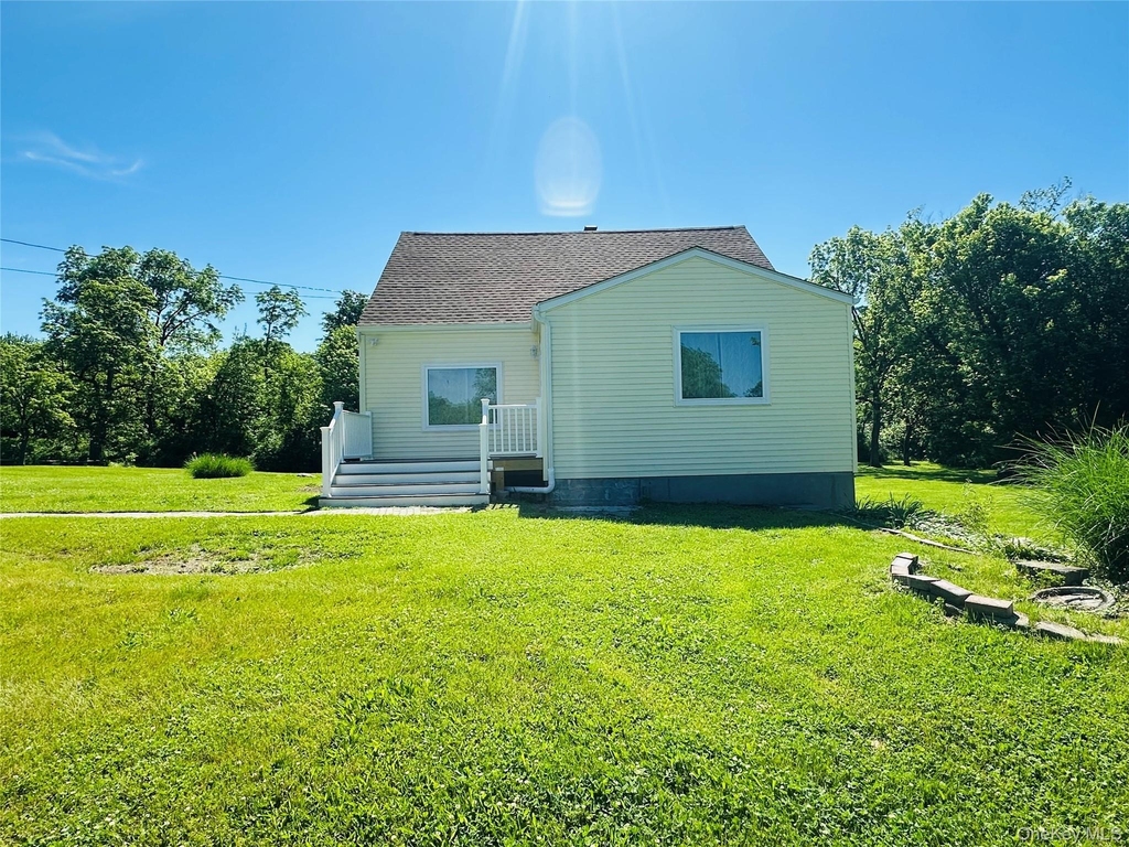 26 Spring St - Photo 1