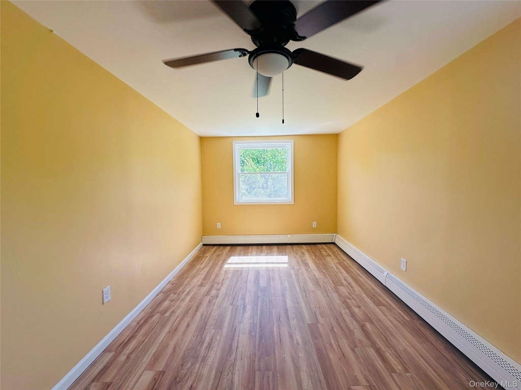26 Spring St - Photo 16