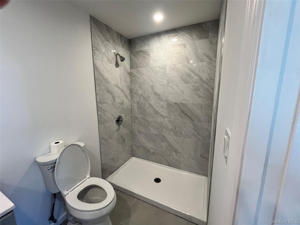 4278 Clarissa Road - Photo 4