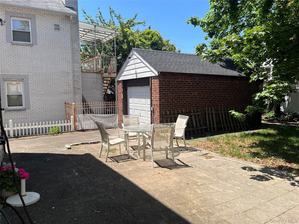 24829 Cambria Avenue - Photo 22