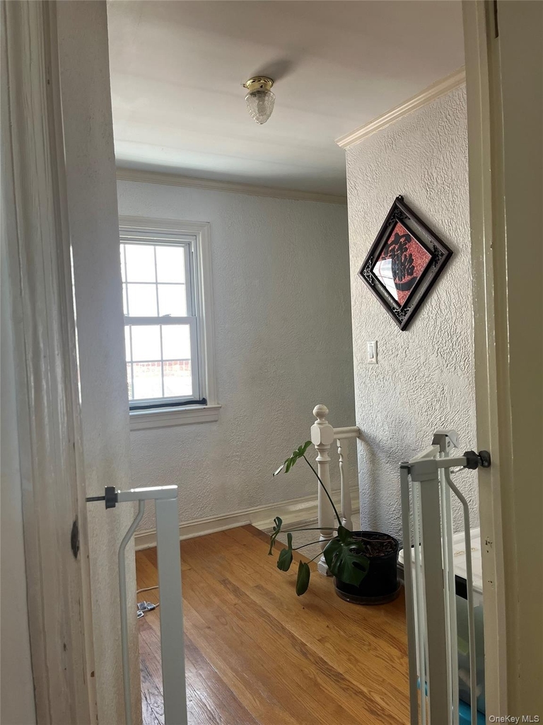 24829 Cambria Avenue - Photo 9