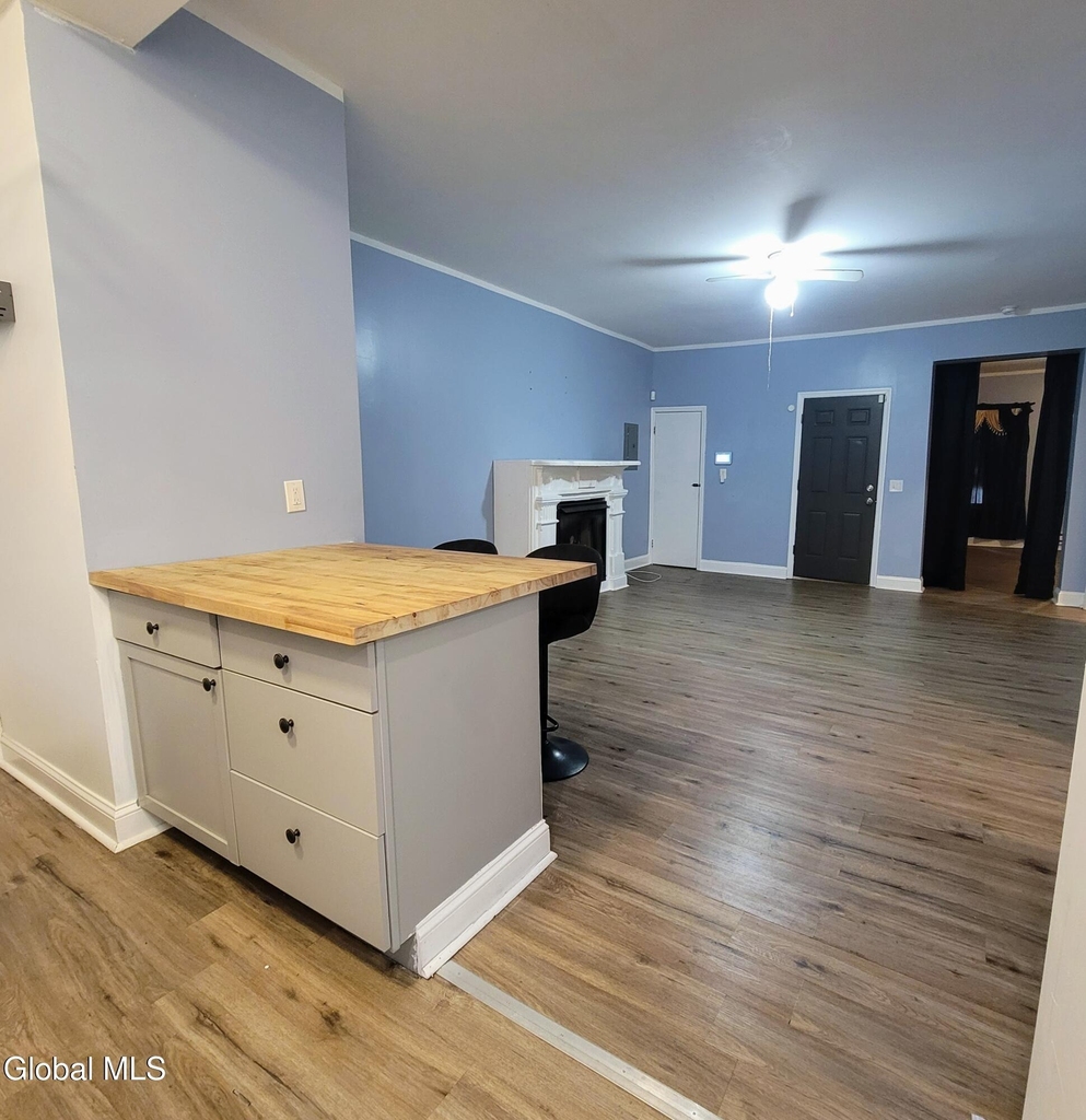 66 Hill Street - Photo 3