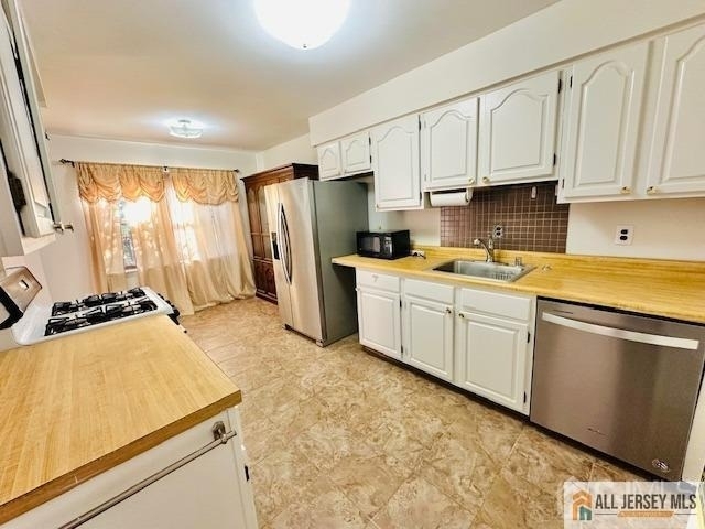 144 Beverly Hill Terrace - Photo 0