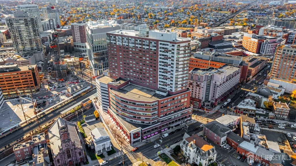 110 Somerset Street - Photo 20