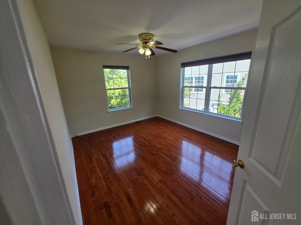 1301 Dahlia Circle - Photo 15