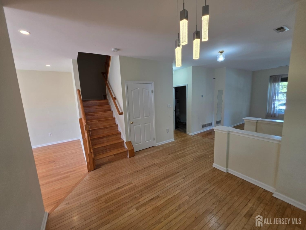 1301 Dahlia Circle - Photo 4