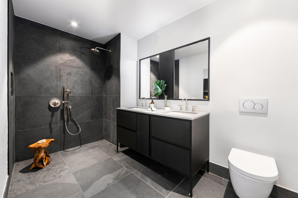 45 E 7th Street - Photo 9