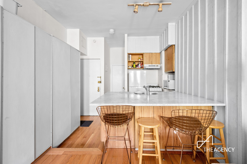 147 Sullivan Street - Photo 3