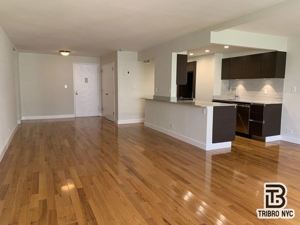 216 W 89th Street - Photo 1