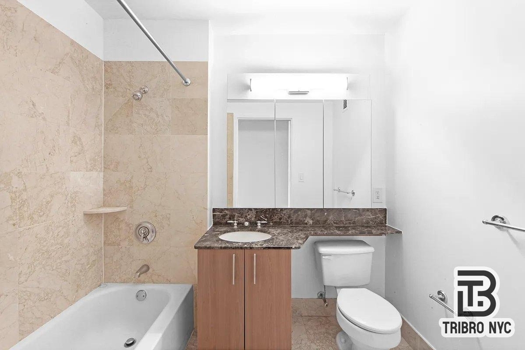 348 E 92nd Street - Photo 8