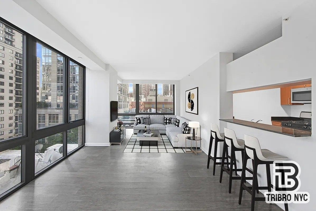 348 E 92nd Street - Photo 0