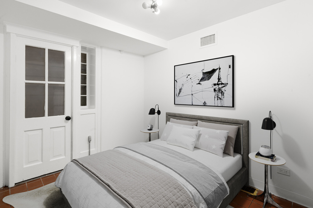 71 Horatio Street - Photo 11
