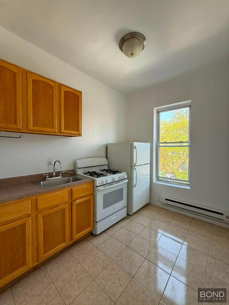 833 St Johns Place - Photo 1