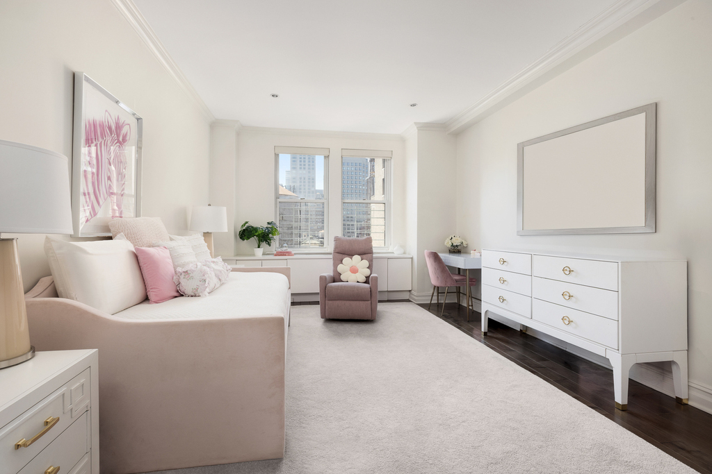 610 Park Avenue - Photo 7
