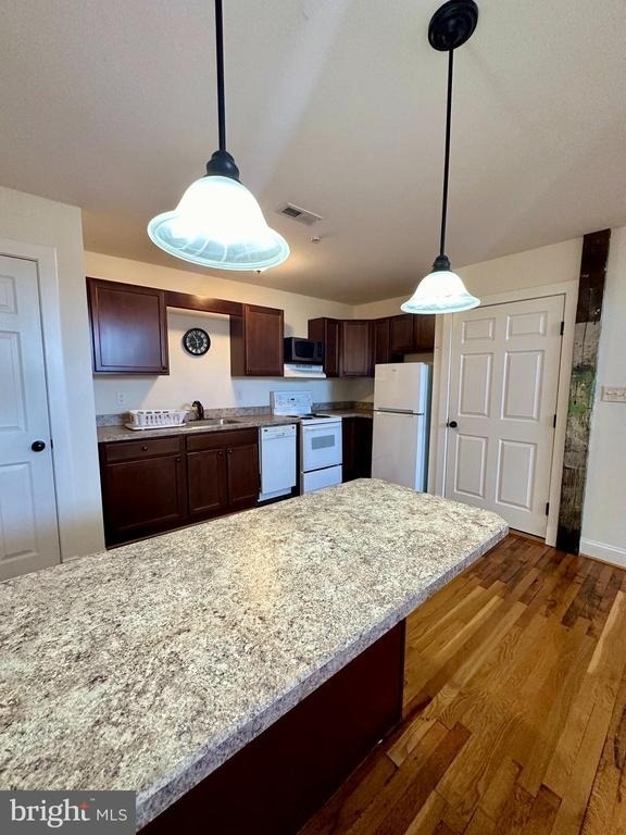 302 N Cameron Street - Photo 5