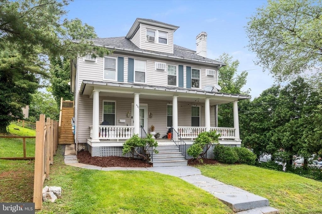 422 Clifford Street W - Photo 11